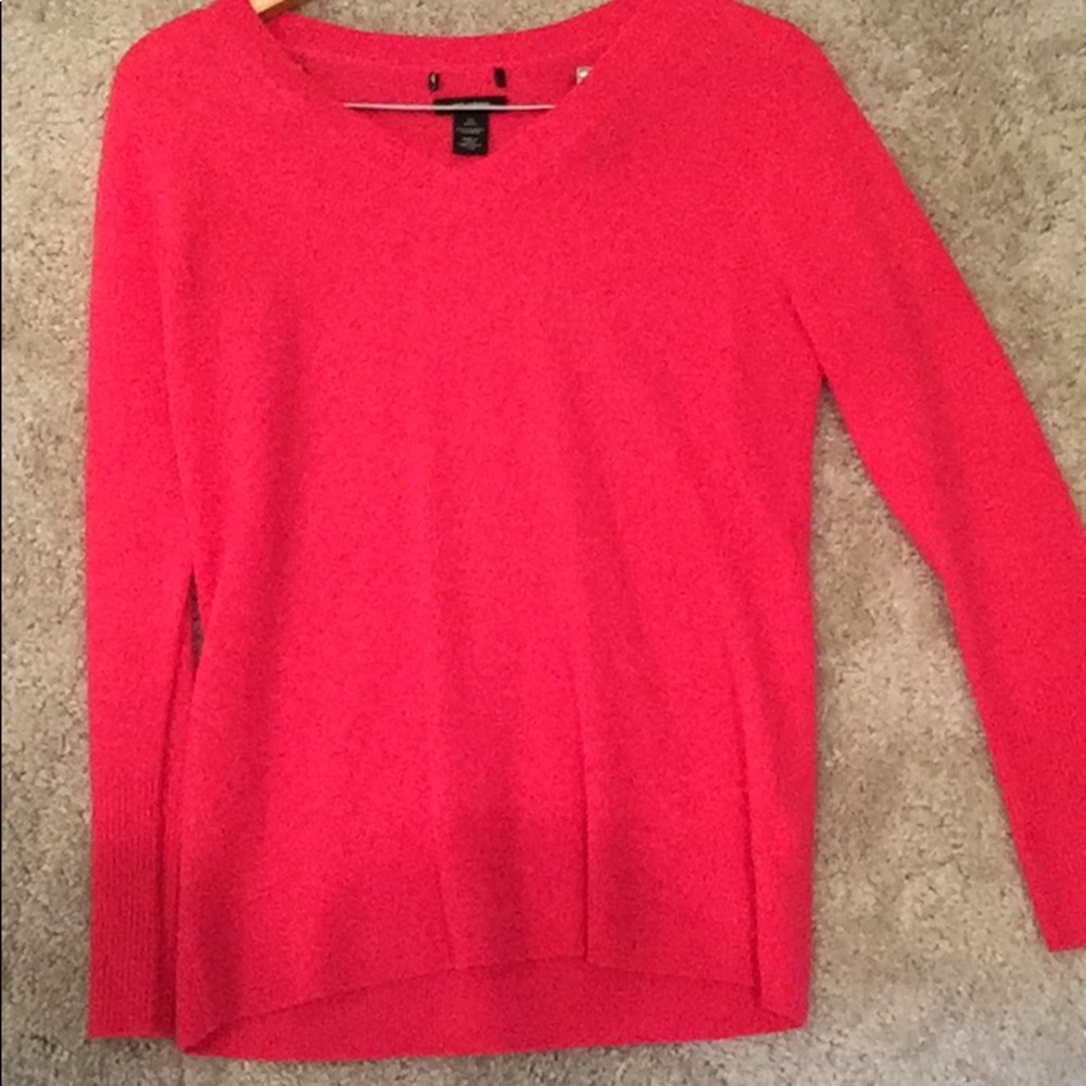 100% cashmere sweater
